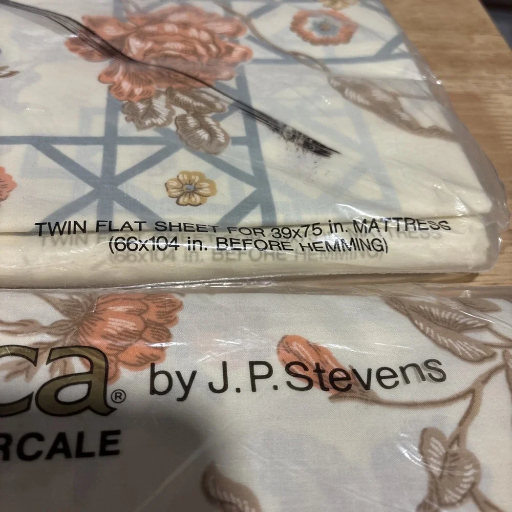 Vintage NEW J.P. Stevens Utica Twin Sheets Set & 2 Pillow Cases, Fall Flora